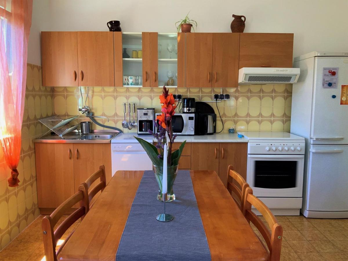 Apartment Agava Istria - Family Vacation Rental With Free Parking, Garden, Wifi Liznjan Exterior photo