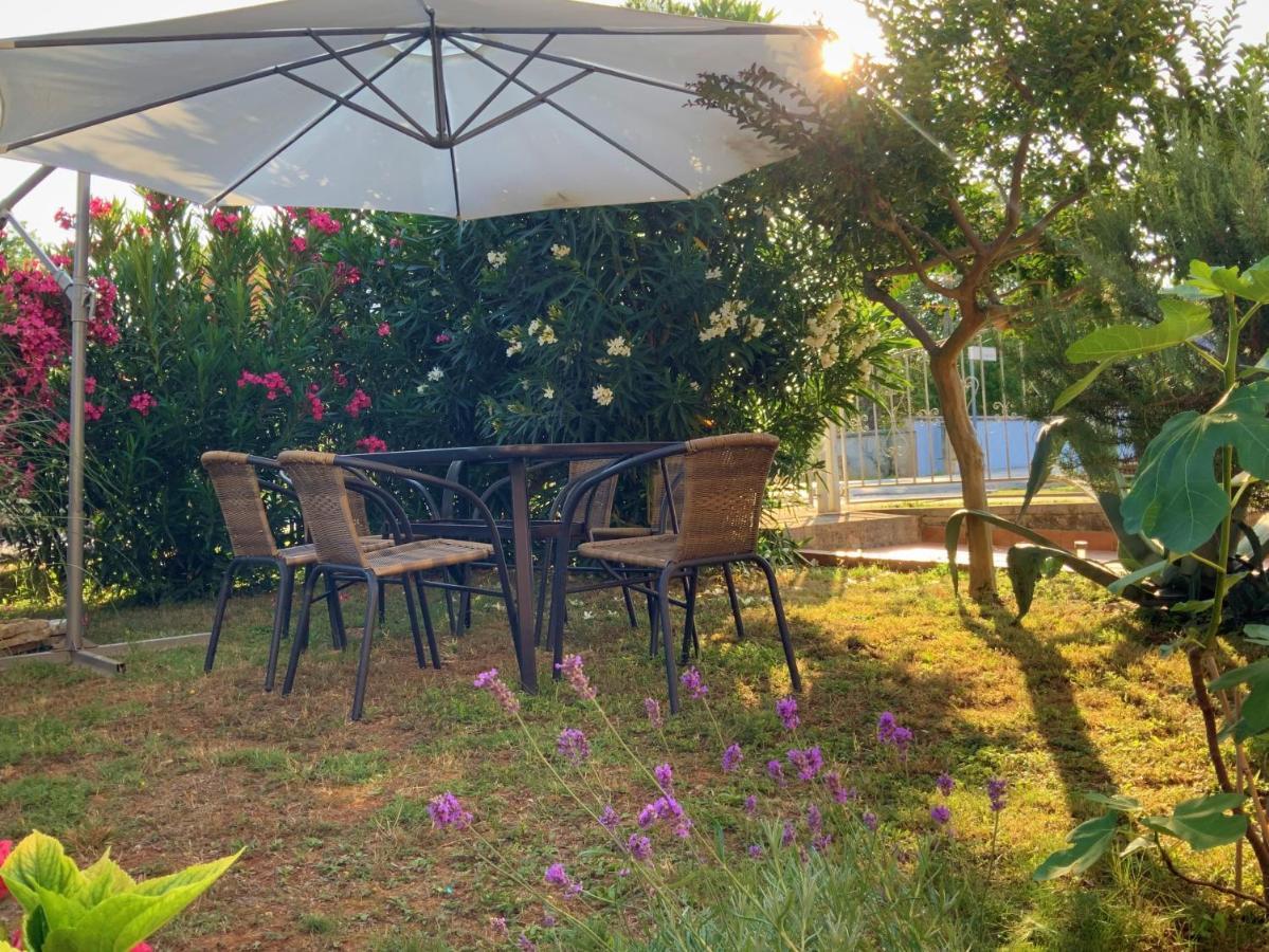 Apartment Agava Istria - Family Vacation Rental With Free Parking, Garden, Wifi Liznjan Exterior photo